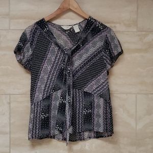 Black and white flirty J Jill blouse